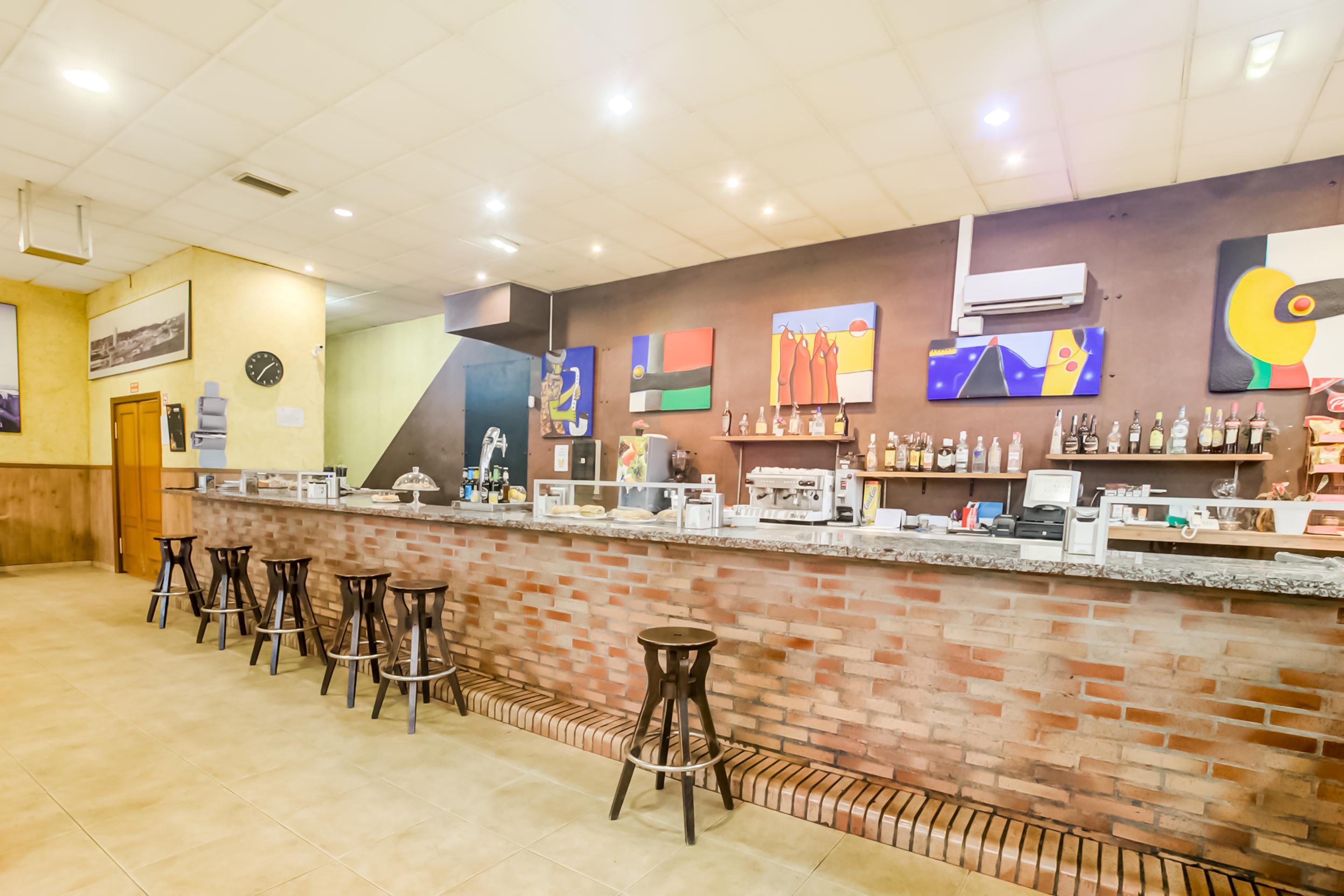 Oyo Hotel Parque Empresarial 阿维莱斯 外观 照片